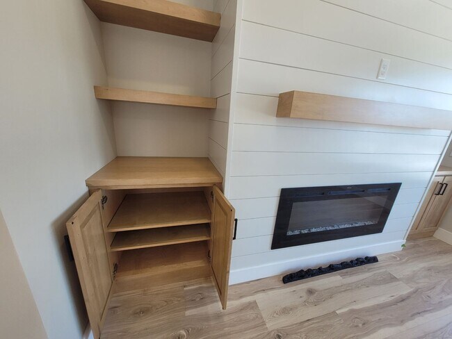 Building Photo - Cannery Crossing #2