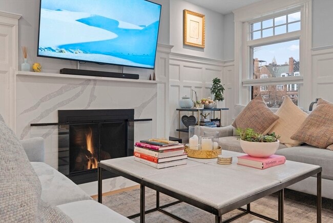 Building Photo - 1797 Beacon St