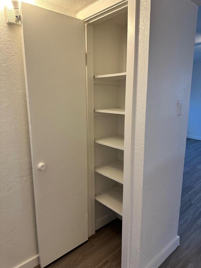 Building Photo - 16801 N 26th St