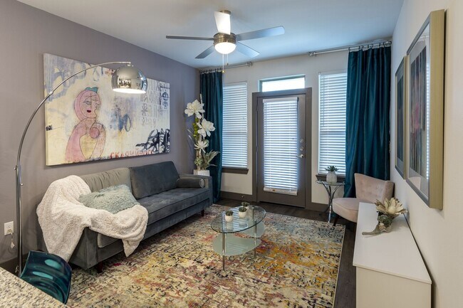Building Photo - 1st Month FREE – Limited-Time Leasing Spec...