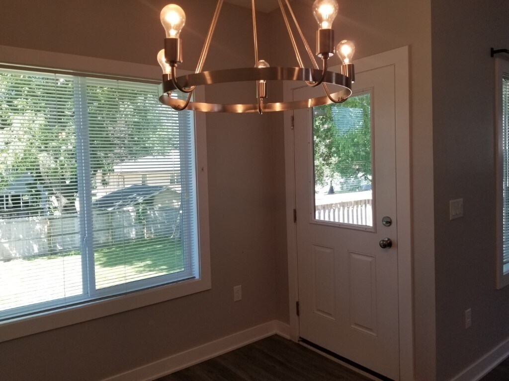 Building Photo - 1036 66th St