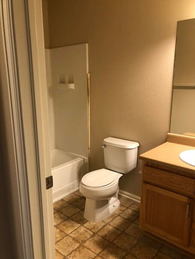 Building Photo - Fully Renovated, "MUST SEE" 3 Bedroom, 3 Bath Townhome with 2 Car Attached Garage