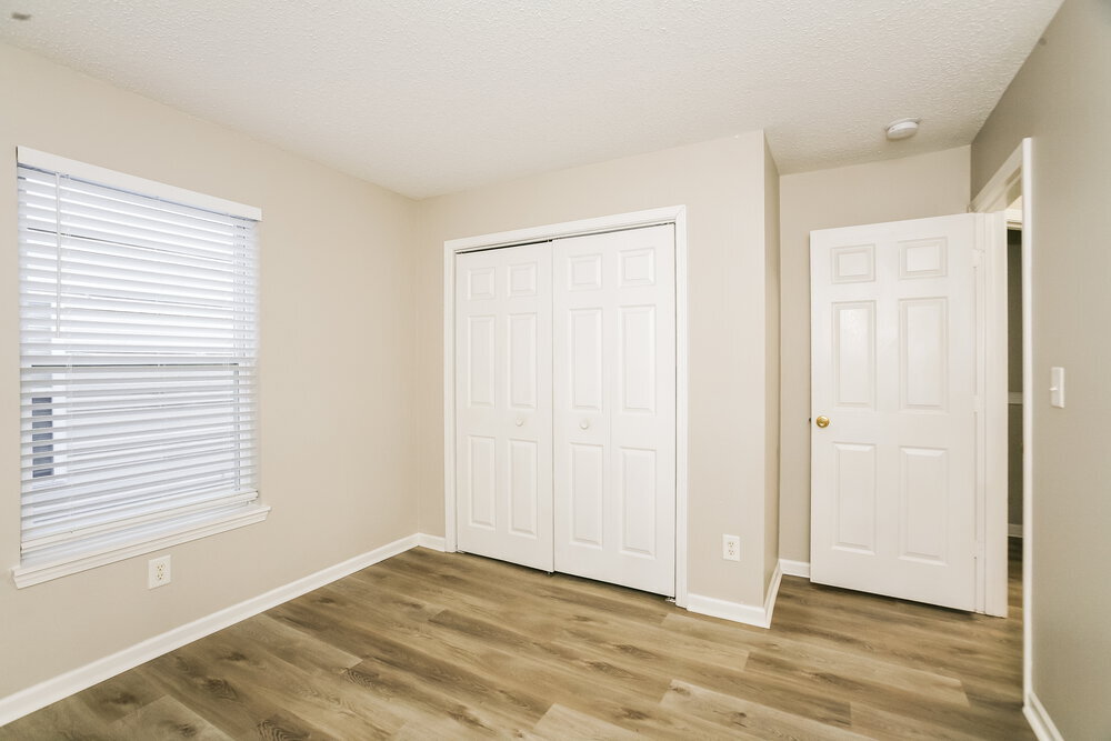 Building Photo - 7204 Parklake Pl