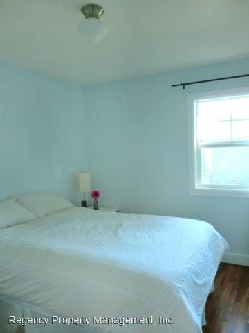 Building Photo - 2 br, 1 bath House - 7407 NE Hassalo Street