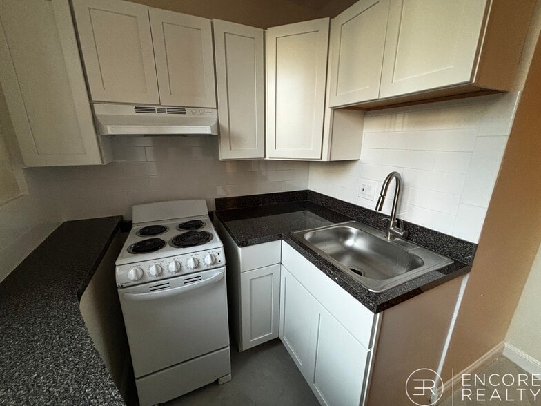 Building Photo - 20 Armington St