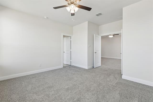 Building Photo - 1508 Lake District Dr