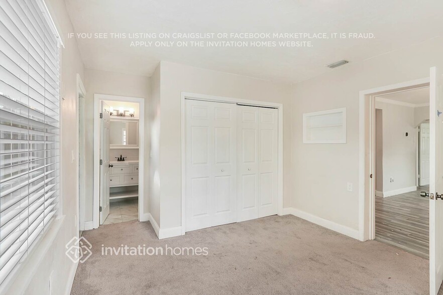 Building Photo - 5998 12th Way N