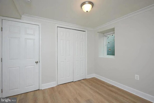 Building Photo - 711 Colby Ave