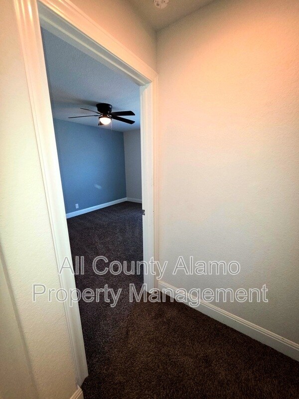 Building Photo - 216 Wexford