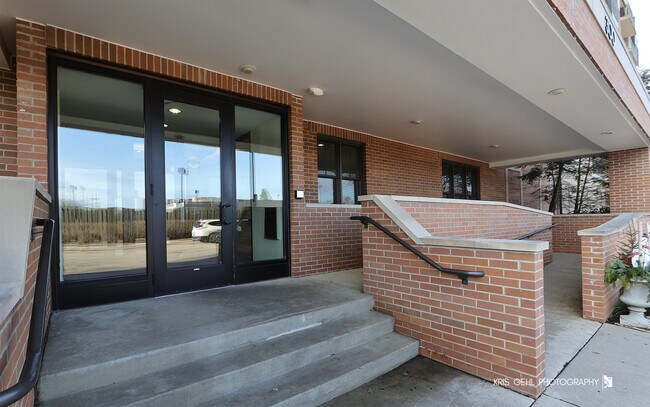 Building Photo - 300 Anthony Ave
