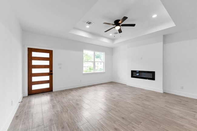 Building Photo - 11403 Alcott Dr