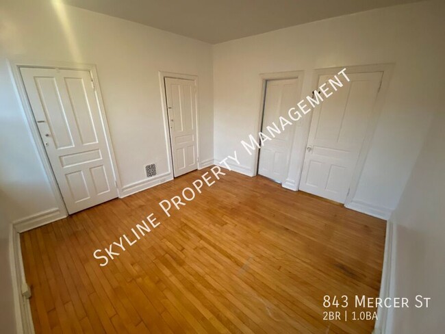 Building Photo - Gorgeous 2 Bedroom Home For Rent in Fishtown!