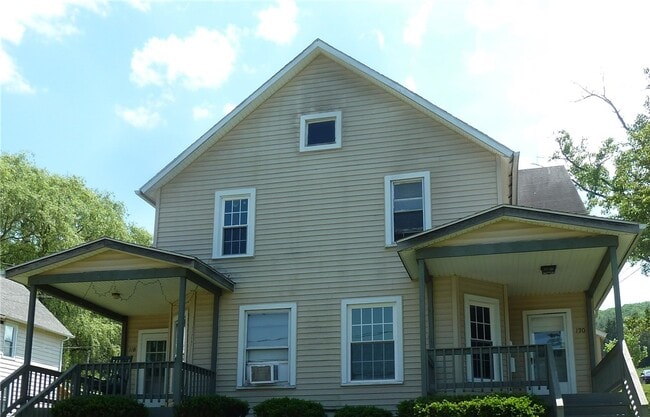 Building Photo - 120 W 6th St