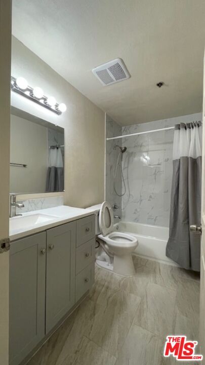 Building Photo - 1212 Arapahoe St