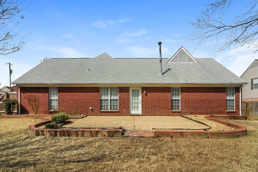 Building Photo - 6248 Blackhawk Cove