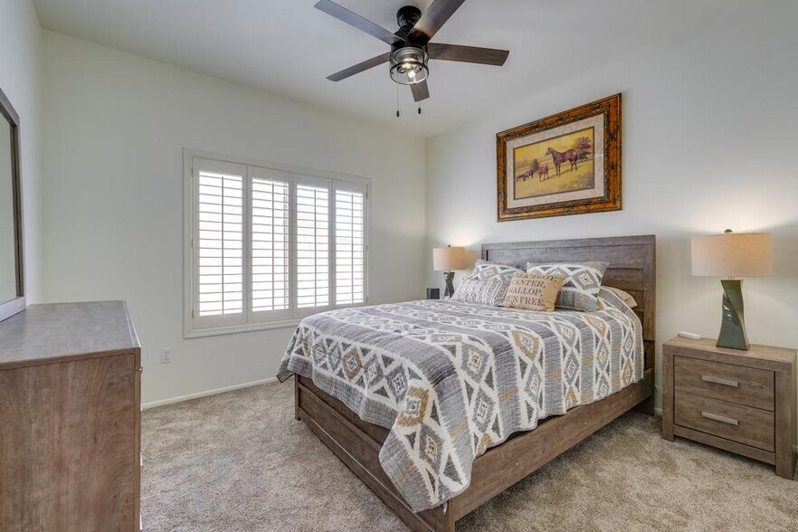 Building Photo - 16426 W Boulder Vista Dr