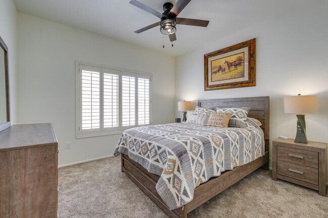 Building Photo - 16426 W Boulder Vista Dr