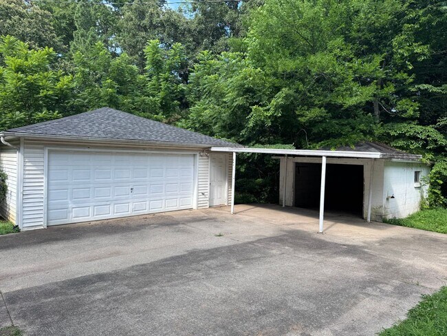 Building Photo - Country Living on 2 Acres! Palmyra Area. 2 Bed/1 Bath and a office.