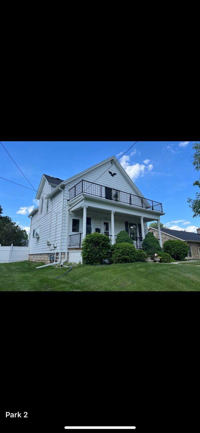 Building Photo - N88W16024 Park Blvd