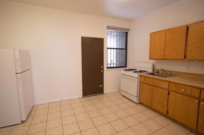 Floorplan - 5416 S. Woodlawn Avenue
