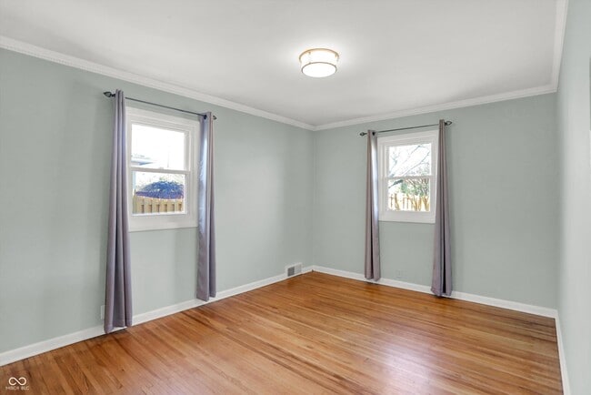 Building Photo - 1240 N Irvington Ave