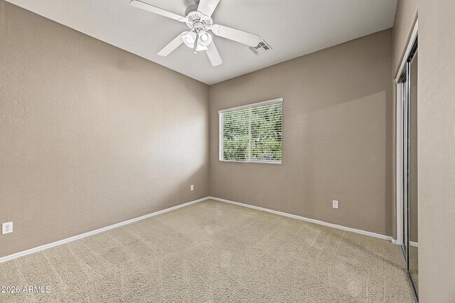 Building Photo - 1433 E Canyon Creek Dr