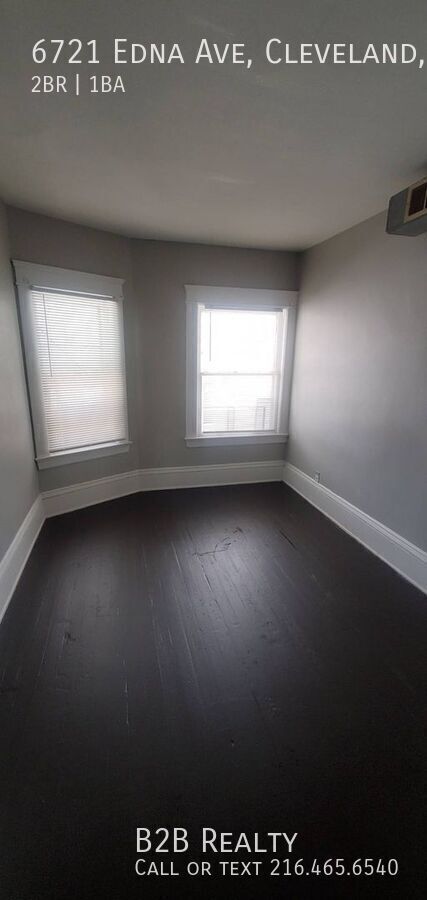 Building Photo - 6721 Edna Ave