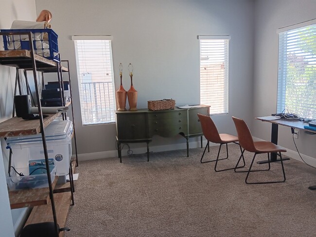 Building Photo - Beautiful single family home in Little Valley - PET FRIENDLY