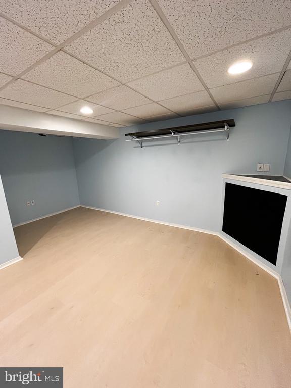 Building Photo - 719 Hunters Run