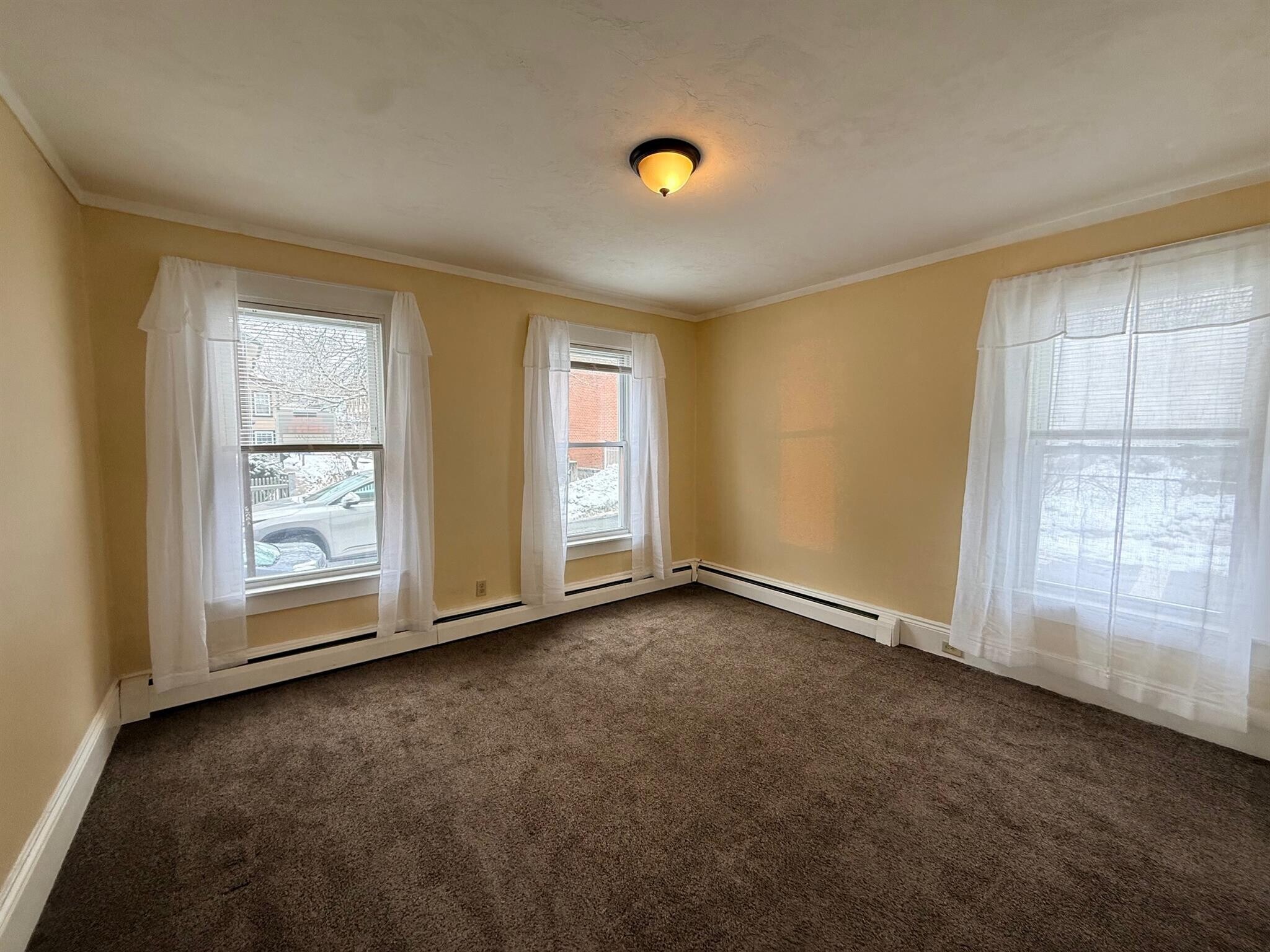 Building Photo - 15 Laurel St