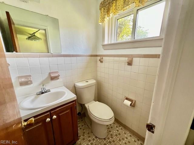 Building Photo - 5417 Odessa Dr