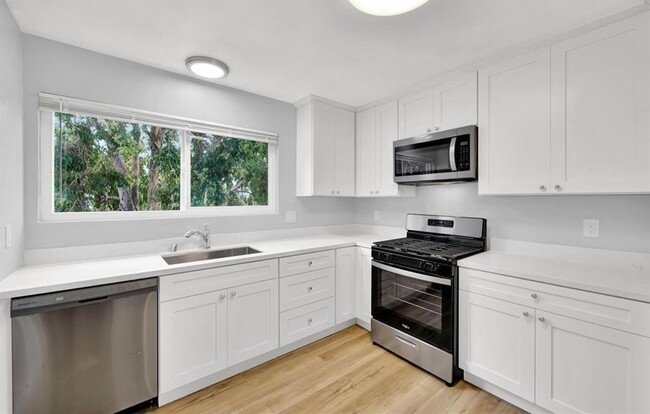 Building Photo - Gorgeous 2 Bed, 1 Bath Condo in Vallejo --...