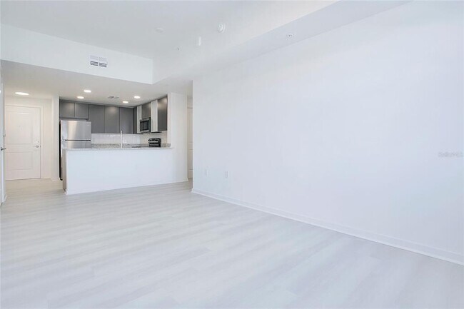 Building Photo - 5579 Millennia Park Dr