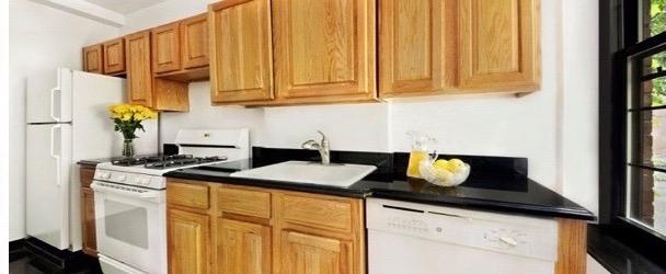 Building Photo - 435 W 23rd St