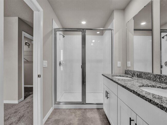 Building Photo - 743 Legacy Dr