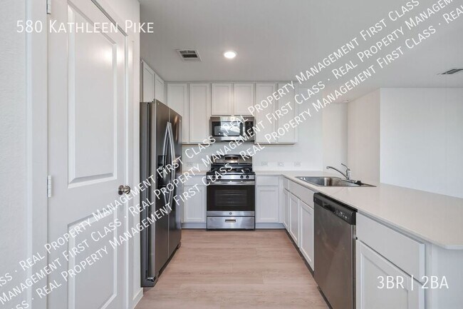 Building Photo - 580 Kathleen Pike