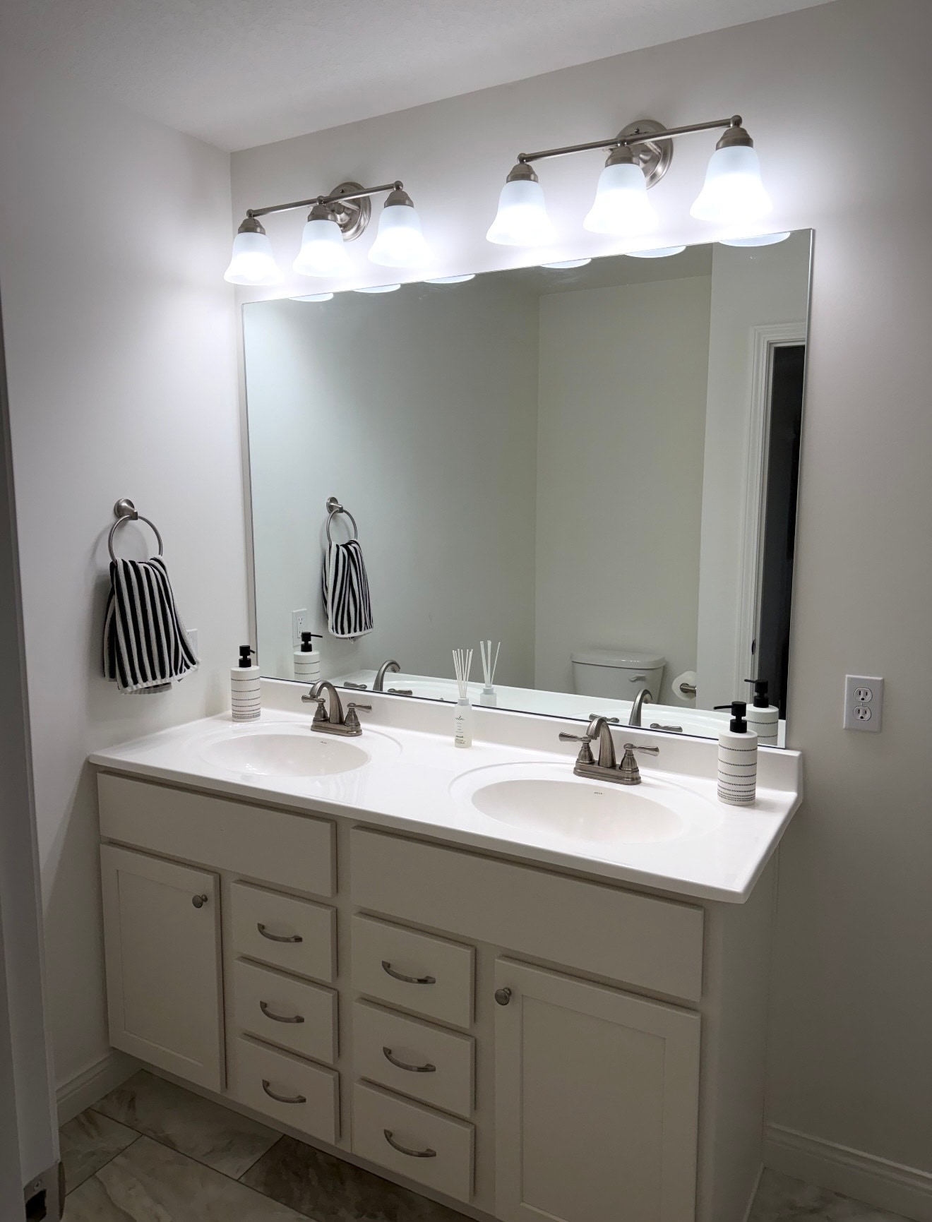 Building Photo - 5406 Sweetgum Cir