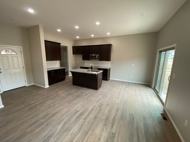 Building Photo - Comfortable four-bedroom home.