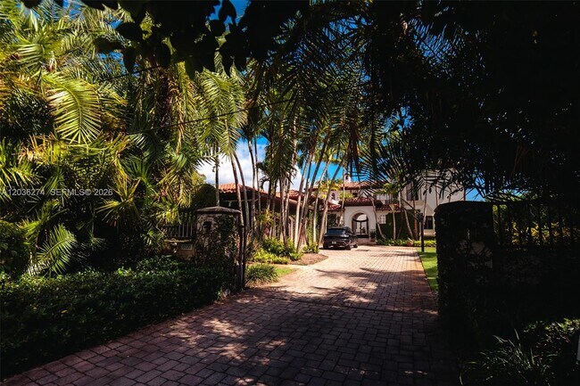 Building Photo - 6220 SW 86th St