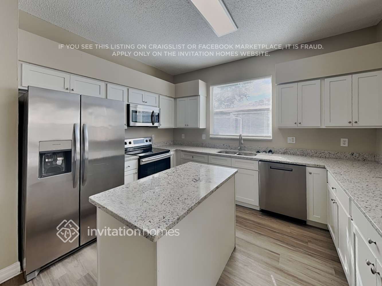 Building Photo - 11929 Lark Song Loop