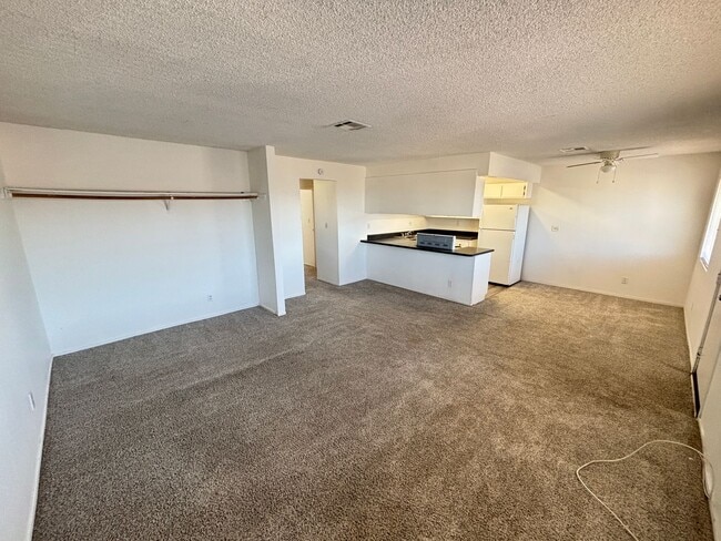 Building Photo - 147 Westminster Way