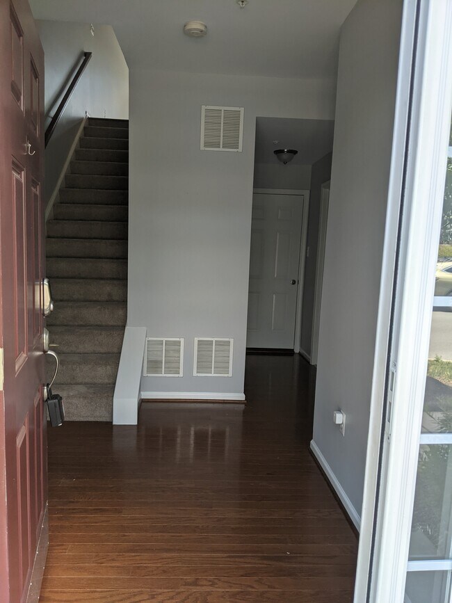 Building Photo - 2703 Osprey Way