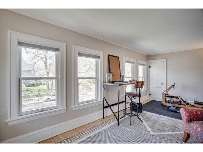 Building Photo - 3521 Girard Ave S