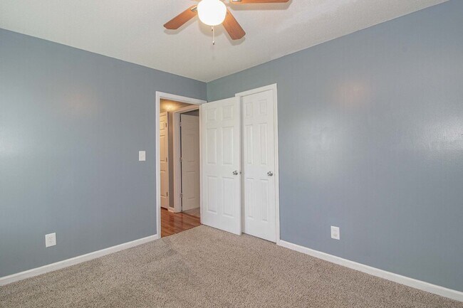 Building Photo - 1634 Hannibal Dr