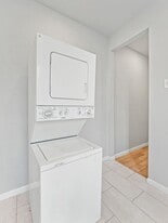 Building Photo - 1511 N 54th St