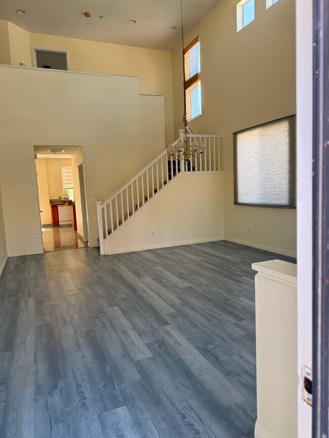 Building Photo - 5679 Allendale Dr