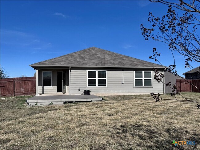 Building Photo - 300 Colthorpe Ln