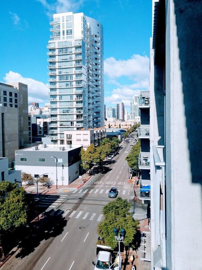 Building Photo - Cool East Village 1 Bedroom with Views (10...