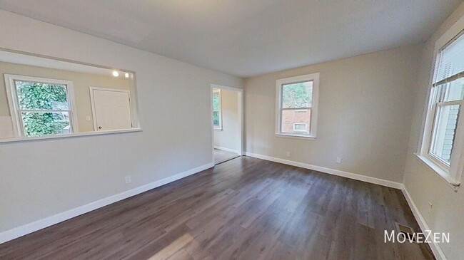Building Photo - 332 Angier Ave