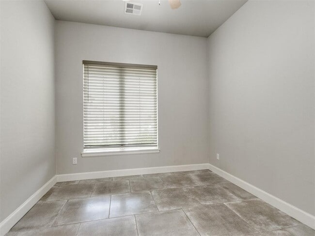 Building Photo - 3112 NW 184th Terrace